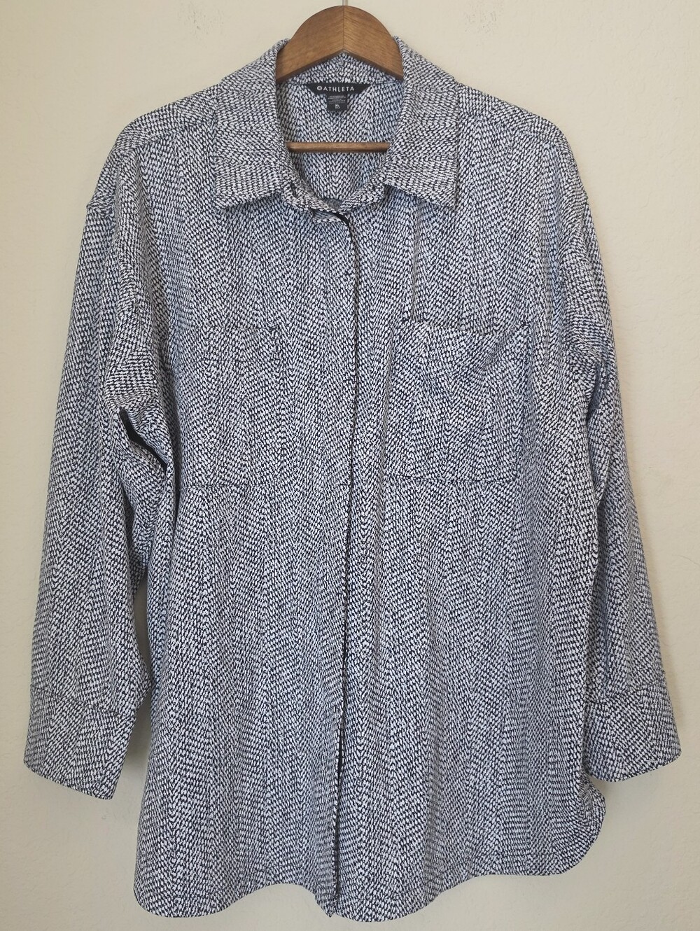 Athleta Braiden Shirt Jacket Womens Size XL Black White Textured Patch Pocket